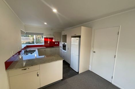 Photo of property in 8b Whiteley Street, Moturoa, New Plymouth, 4310
