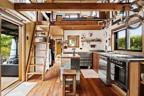 Photo of property in 8 Beach Road, Long Beach, Port Chalmers, 9081