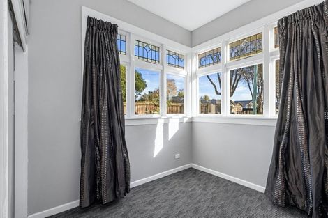 Photo of property in 27 Massey Crescent, St Albans, Christchurch, 8014