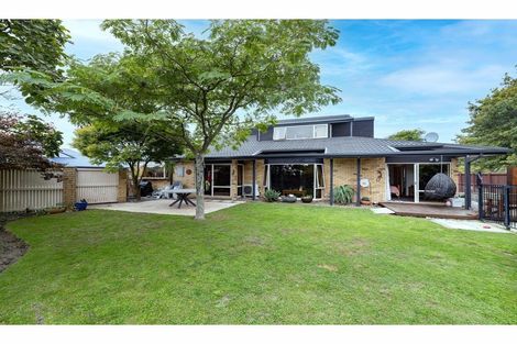 Photo of property in 22 Mervyn Drive, Avondale, Christchurch, 8061