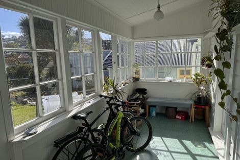 Photo of property in 30 Rewa Road, Hataitai, Wellington, 6021