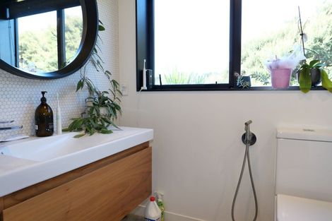 Photo of property in 3 Te Heke Place, Waikanae, 5036