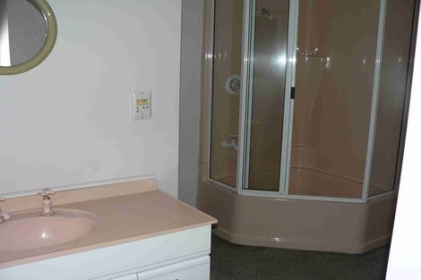 Photo of property in 87 Withells Road, Avonhead, Christchurch, 8042