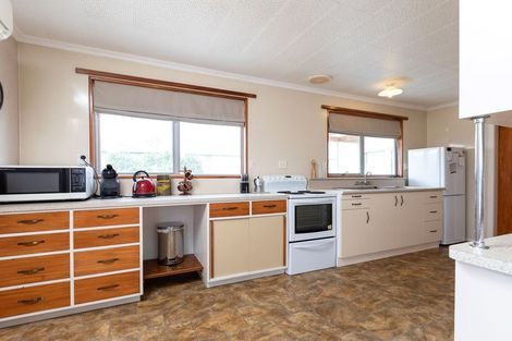 Photo of property in 11 Standish Street, Inglewood, 4330