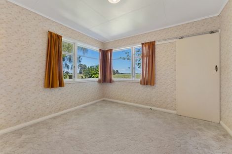 Photo of property in 1 Trent Street, Rongotea, 4476