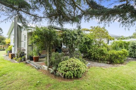Photo of property in 36 Michael Road, Paraparaumu Beach, Paraparaumu, 5032