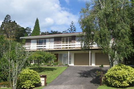 Photo of property in 16 Lemnos Place, Titirangi, Auckland, 0604