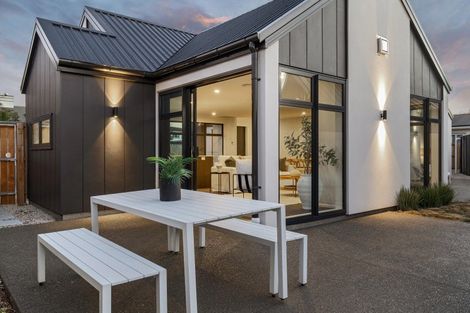 Photo of property in 100 Wairakei Road, Bryndwr, Christchurch, 8052