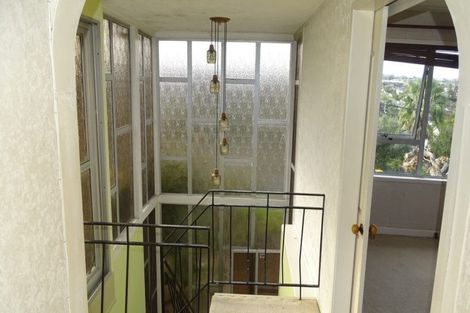 Photo of property in 2/44 Corunna Road, Milford, Auckland, 0620