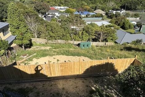 Photo of property in 30a Ngatitoa Street, Tawa, Wellington, 5028