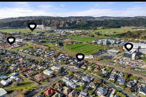 Photo of property in 22c Palmer Crescent, Silverstream, Upper Hutt, 5019