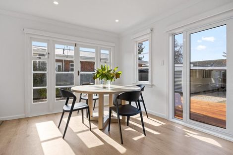 Photo of property in 178 Wilsons Road, Saint Martins, Christchurch, 8022