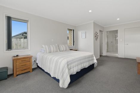 Photo of property in 39 Materawaho Way, Pyes Pa, Tauranga, 3112