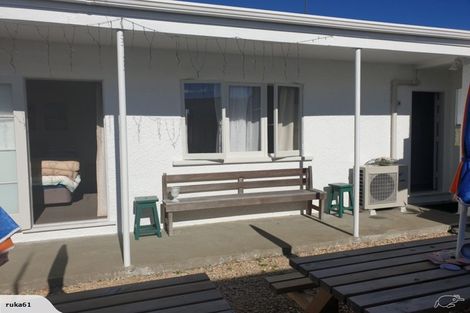 Photo of property in 80a Golf Road, New Lynn, Auckland, 0600