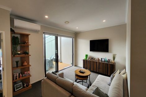 Photo of property in 30 Squadron Drive, Hobsonville, Auckland, 0616