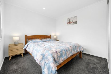 Photo of property in 4 Mokopapa Street, Takanini, 2112