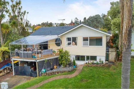 Photo of property in 38 Normanton Street, Glenfield, Auckland, 0629