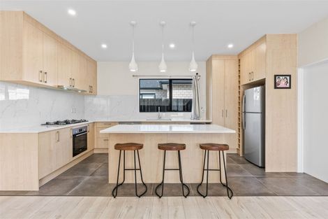 Photo of property in 28 Jutland Road, Pukekohe, 2120