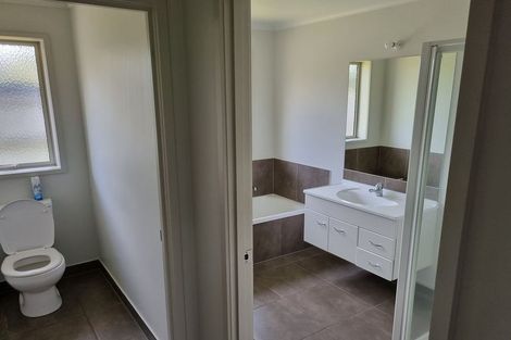 Photo of property in 198 Saint James Drive, Huntington, Hamilton, 3210