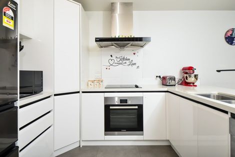 Photo of property in 22u3 Campbell Street, Frankton, Hamilton, 3204