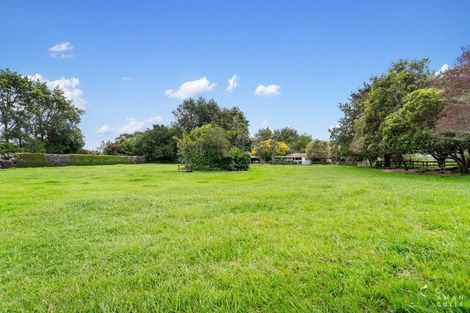 Photo of property in 747 Great South Road, Runciman, Drury, 2578