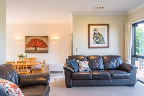 Photo of property in 58 Golf Road, Paraparaumu Beach, Paraparaumu, 5032