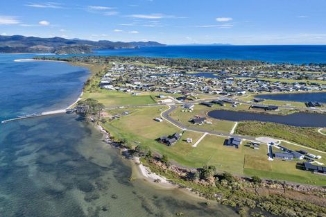 Photo of property in 30 Taniwha Place, Matarangi, 3592