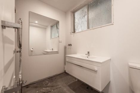 Photo of property in 26f4 Normanby Street, Newtown, Wellington, 6021