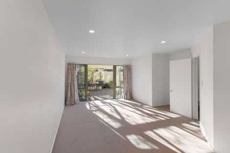 Photo of property in 4/61 Champion Street, Edgeware, Christchurch, 8013