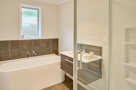 Photo of property in 135 Silverstream Road, Crofton Downs, Wellington, 6035