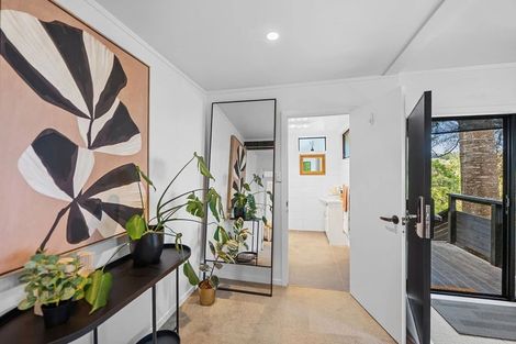 Photo of property in 35 Pluto Place, Beach Haven, Auckland, 0626