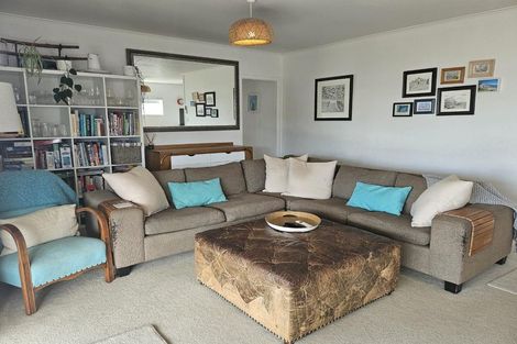 Photo of property in 12 Arohia Place, Snells Beach, 0920