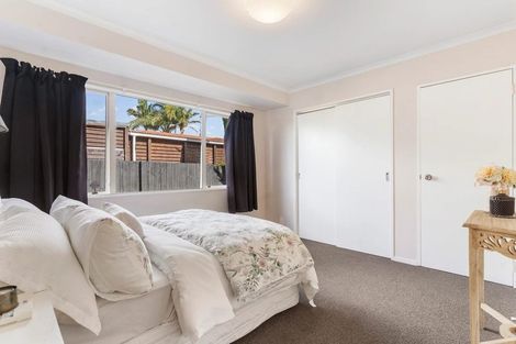 Photo of property in 1/8 Glenburn Place, Papakura, 2110