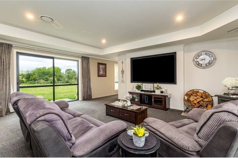 Photo of property in 21 Grange Settlement Road, Temuka, 7920