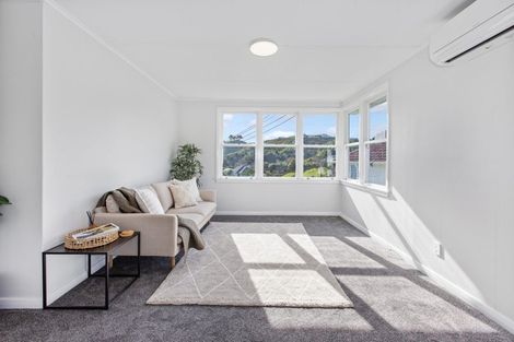 Photo of property in 19 Chew Place, Ranui, Porirua, 5024