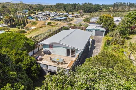 Photo of property in 847 Hokio Beach Road, Hokio Beach, Levin, 5571