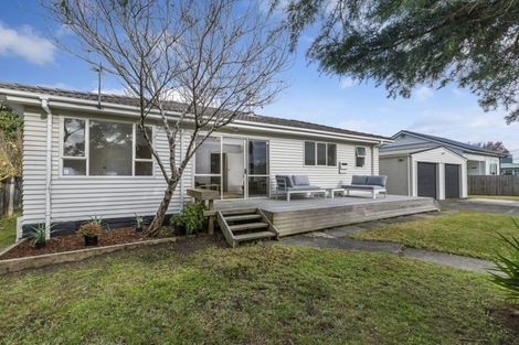 Photo of property in 2a Helga Crescent, Te Atatu Peninsula, Auckland, 0610