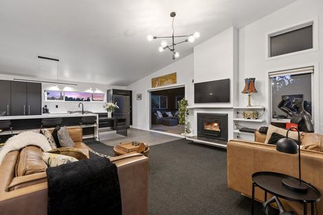 Photo of property in 418 Kaipikari Road, Urenui, 4375