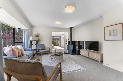 Photo of property in 137 Govett Avenue, Frankleigh Park, New Plymouth, 4310