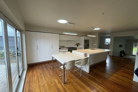 Photo of property in 4 Nikau Street, Inglewood, 4330