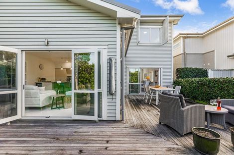 Photo of property in 18 Kensington Drive, Orewa, 0931