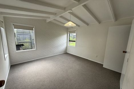 Photo of property in 5 Bush Point Road, Cable Bay, 0420