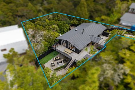 Photo of property in 2/31 Tui Glen Road, Birkenhead, Auckland, 0626