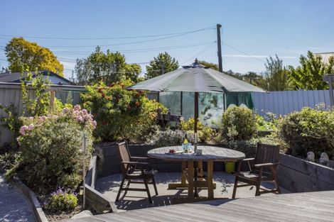 Photo of property in 2 Spring Grove Street, Spreydon, Christchurch, 8024