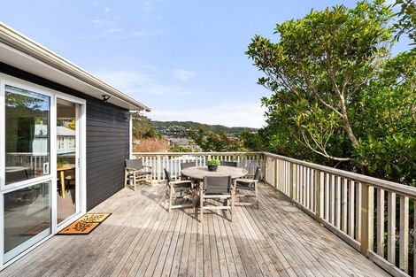 Photo of property in 5 Chaucer Way, Karori, Wellington, 6012