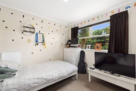 Photo of property in 16 Kintara Drive, Massey, Auckland, 0614