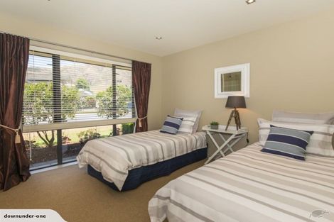 Photo of property in 44 Meadowstone Drive, Wanaka, 9305