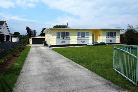 Photo of property in 10 Norbiton Road, Foxton, 4814