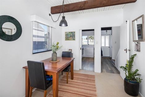 Photo of property in 20f5 Frankmoore Avenue, Johnsonville, Wellington, 6037