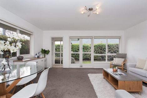Photo of property in 18 Idris Road, Fendalton, Christchurch, 8052